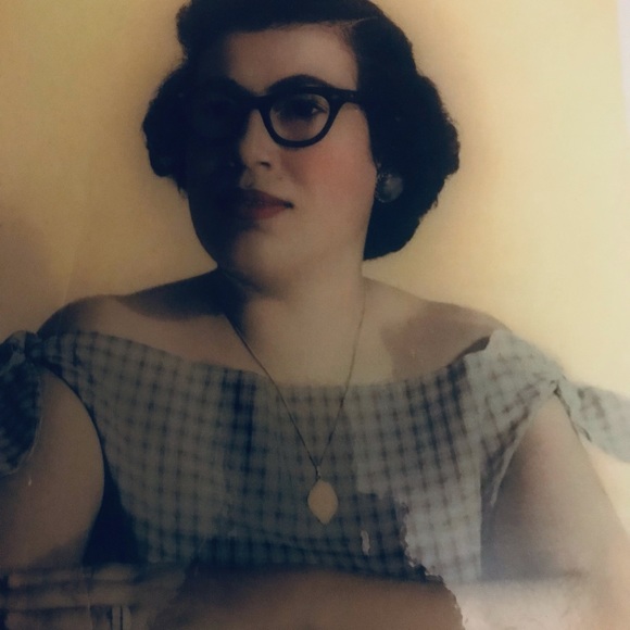 Meet your Posher, Marie - Picture 2 of 2